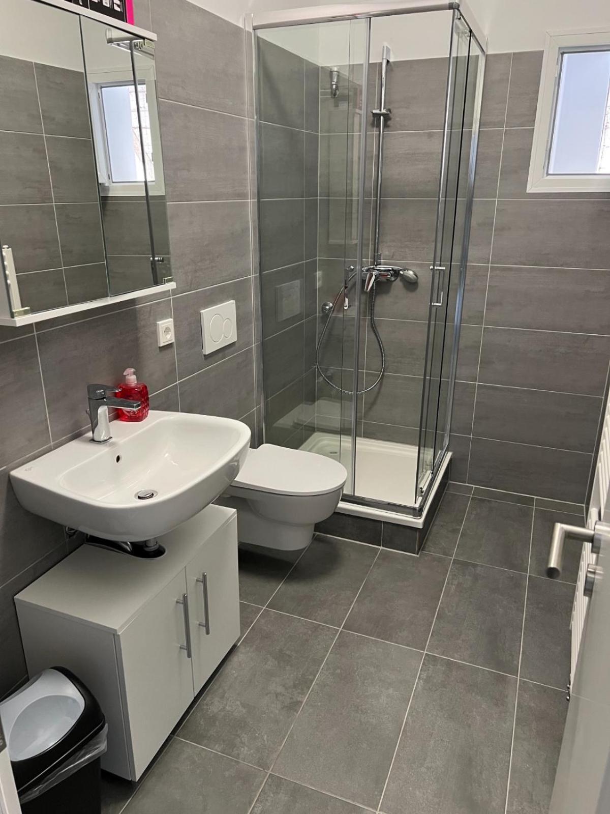 Apartments Im Herzen Von Velbert Eksteriør bilde